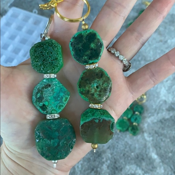 πx2HPπGreen agate stone keychain - Picture 2 of 8